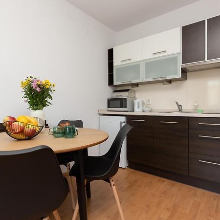 Cozy Apartment With Balcony Warszawa By Noclegi Renters Exterior photo